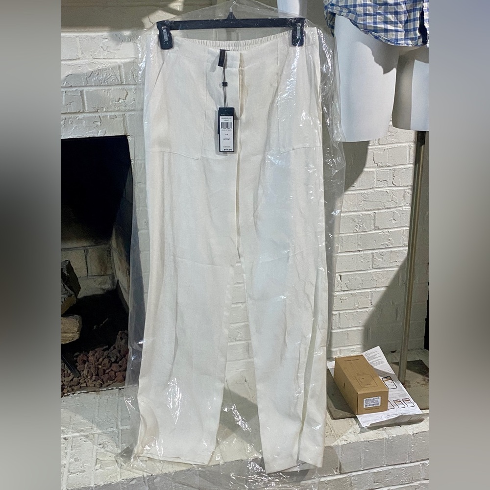 BCBGMAXAZRIA CLASSIC OFF WHITE LINEN PANTS SIZE MEDIUM ((TALL)